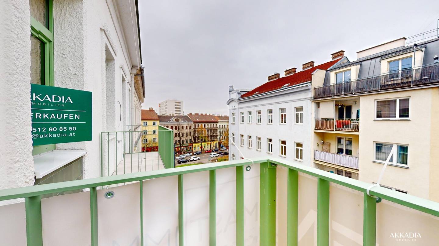 Living in Breitensee I Period Building Jewel A\