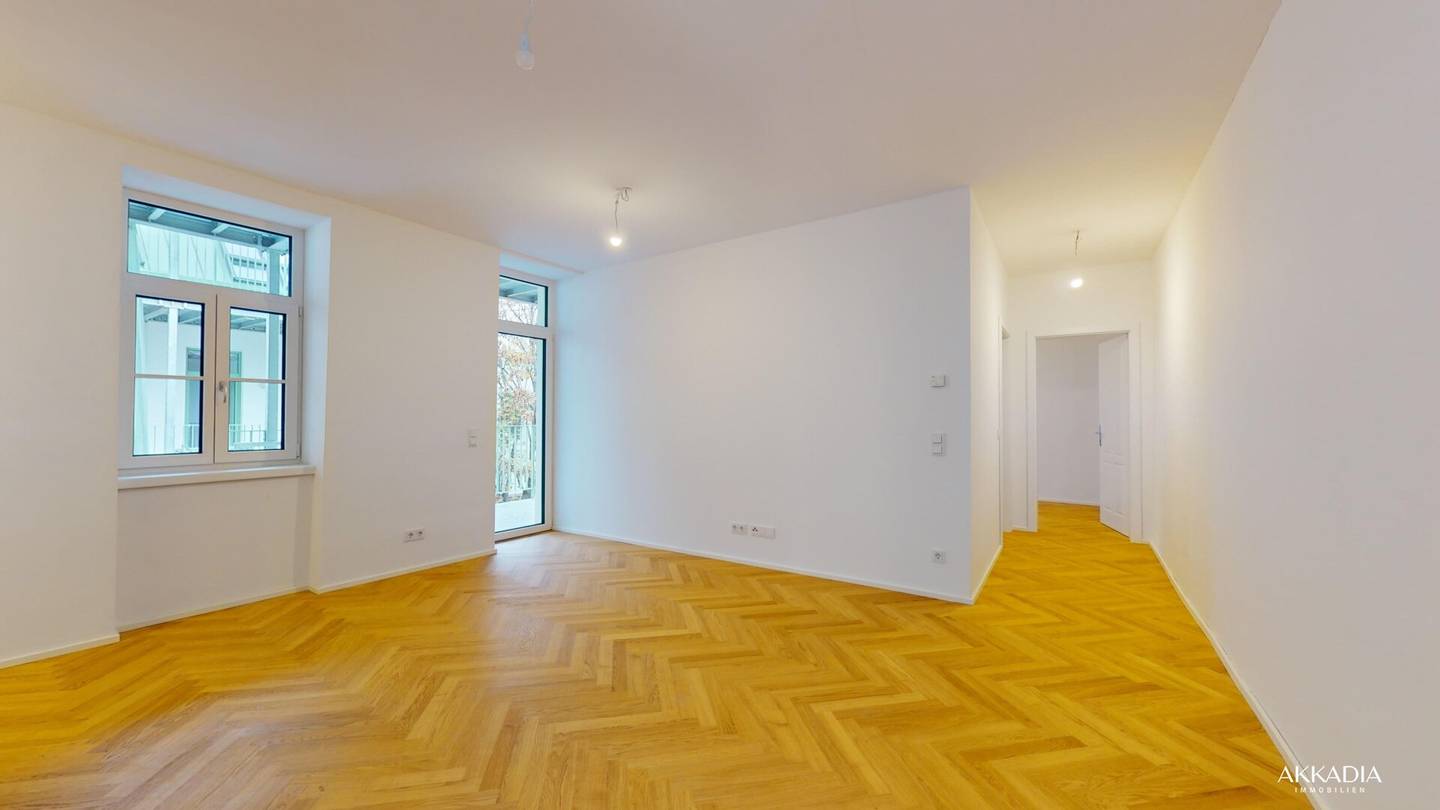 Large balcony I 3 rooms in Gründerzeit building