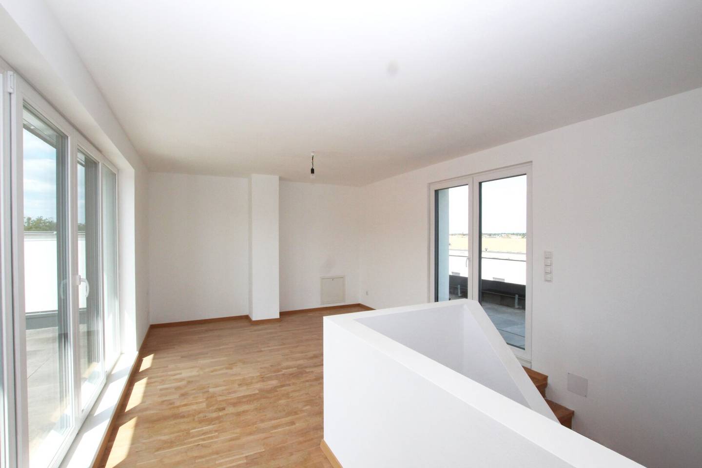 Investor House: Modern rented dream property in Strasshof - 5 rooms, garden, terraces and more for only €349,000.00