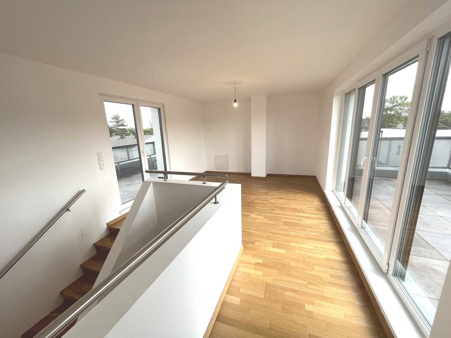 Investor House: Modern rented dream property in Strasshof - 5 rooms, garden, terraces and more for only €349,000.00