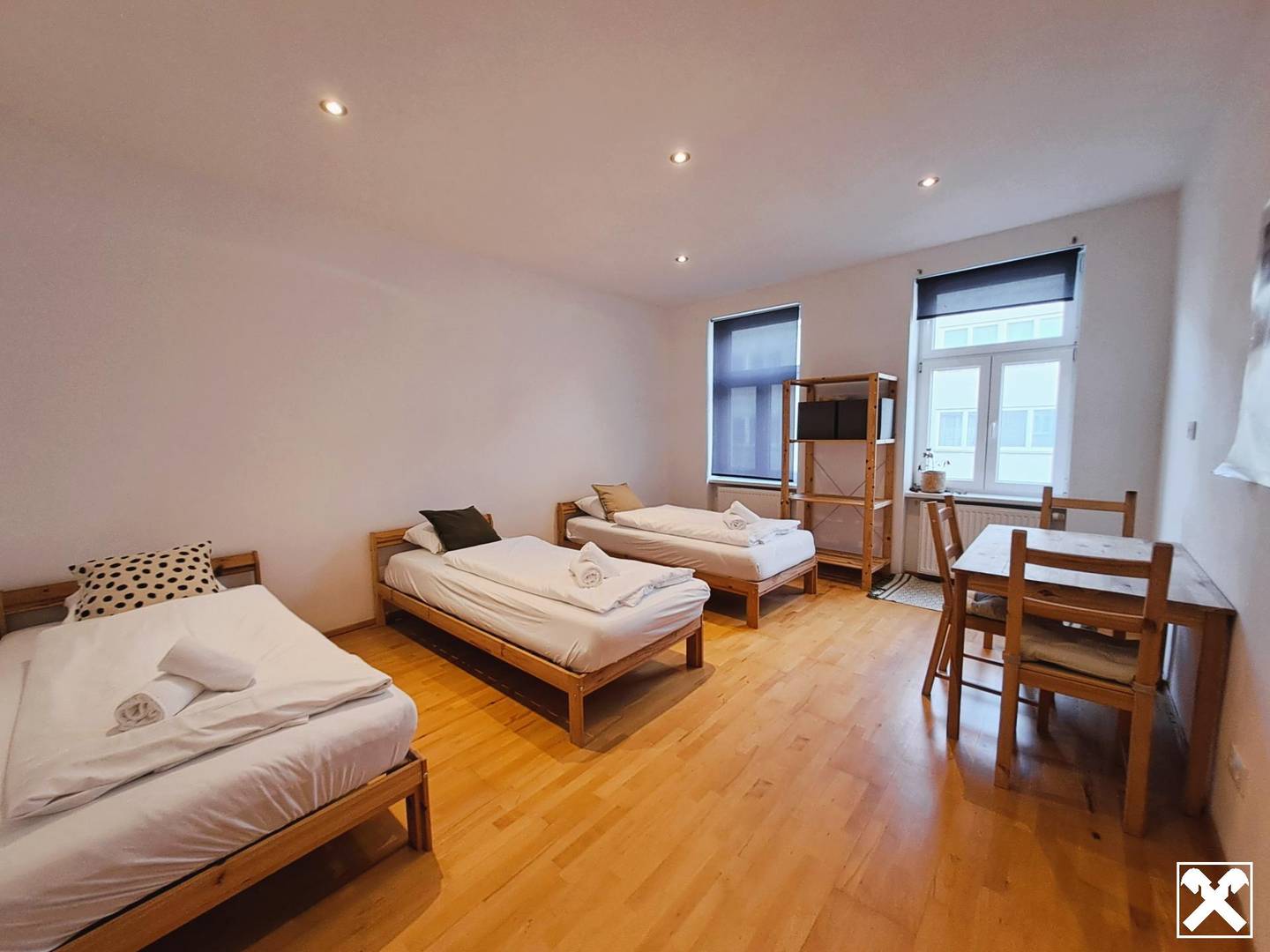 Apartment package renovated building near U4