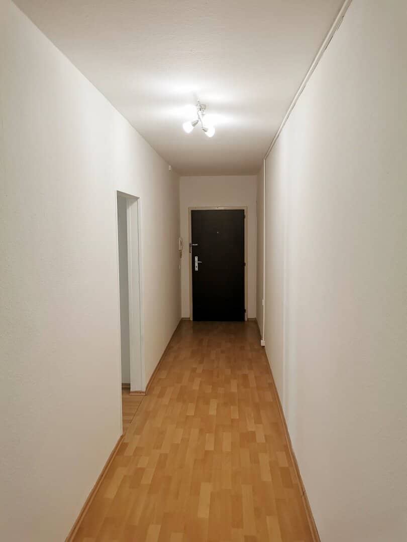 West facing loggia and built in kitchen near subway