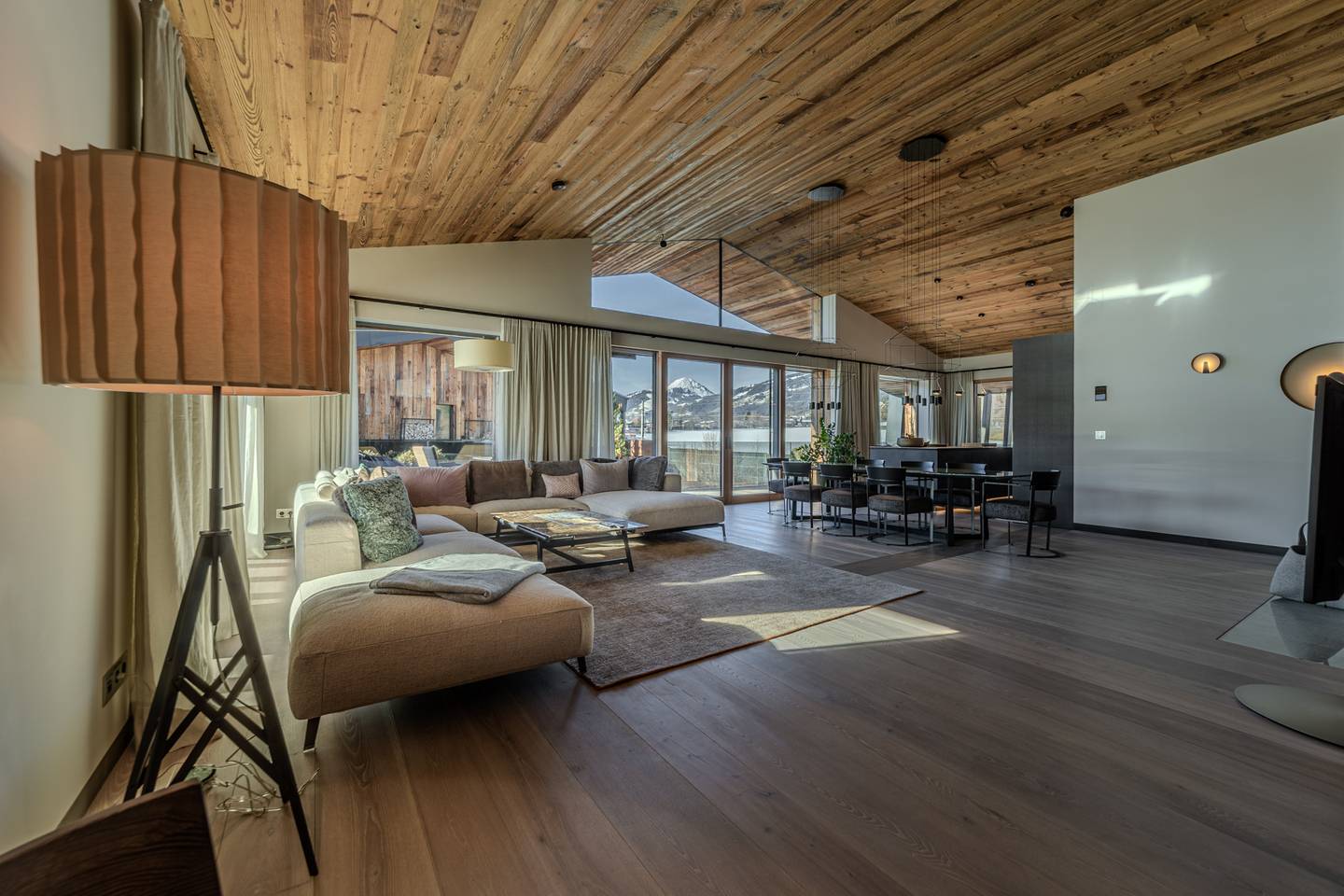 Penthouse with open living area and balcony