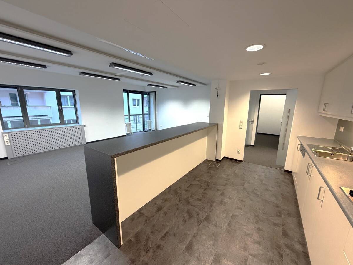 Helle Bürofläche in Wien 3. Landstraße mit Freiflächen zur Miete
