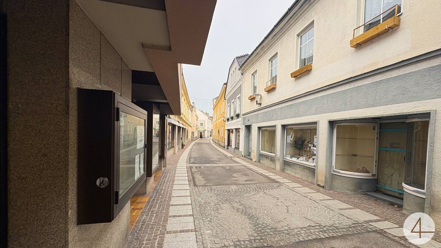 Mehrfamilienhaus in Scheibbs mit großem Geschäftslokal, zentrale Lage