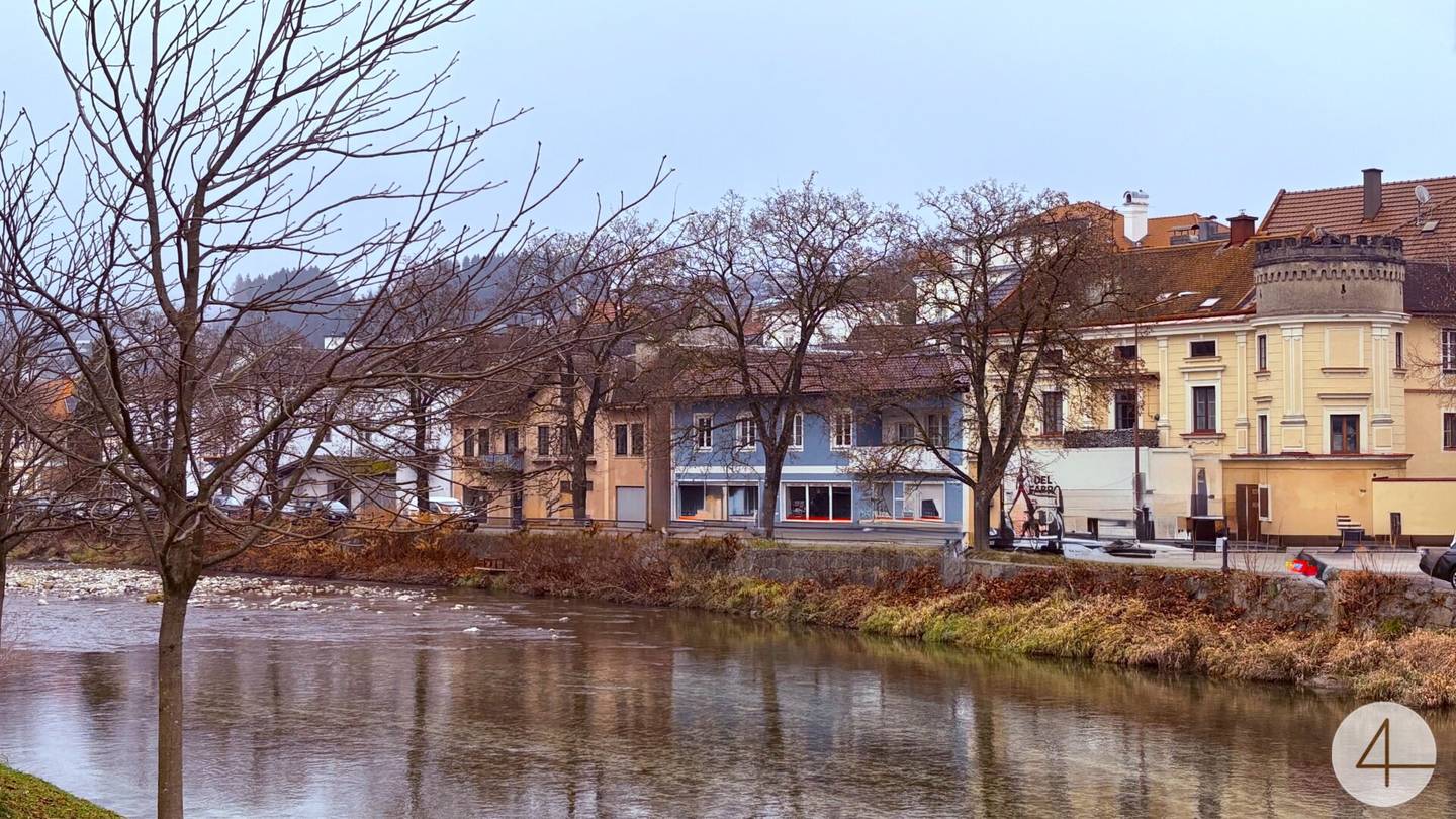 Mehrfamilienhaus in Scheibbs mit großem Geschäftslokal, zentrale Lage