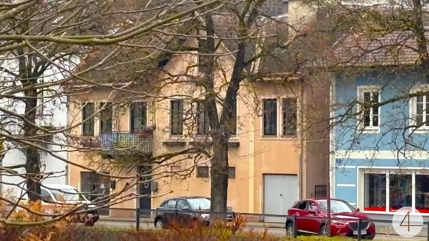 Mehrfamilienhaus in Scheibbs mit großem Geschäftslokal, zentrale Lage