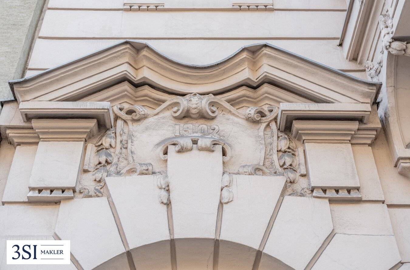 Dachgeschosswohnung Rendite 3,5 nahe Volksoper