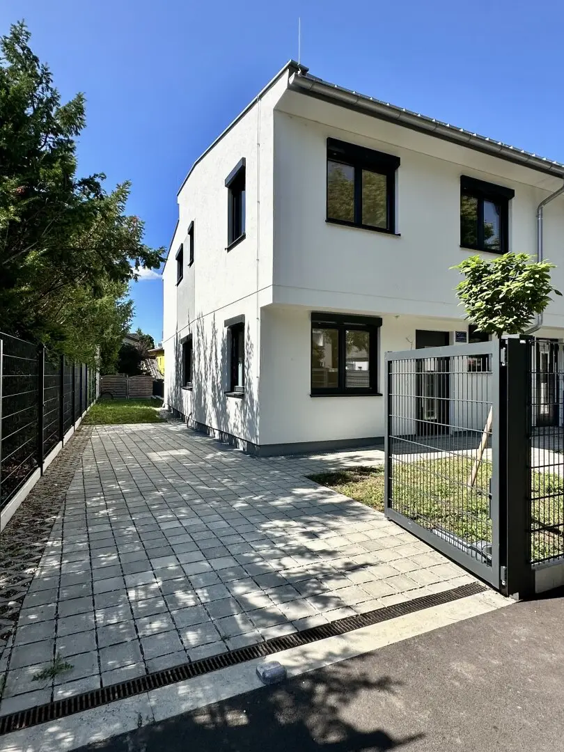 Erstbezug - 5 Zimmer - Markenküche - 2 Bäder - Alte Donau - U1 - U2 - Provisionsfrei für den Käufer!