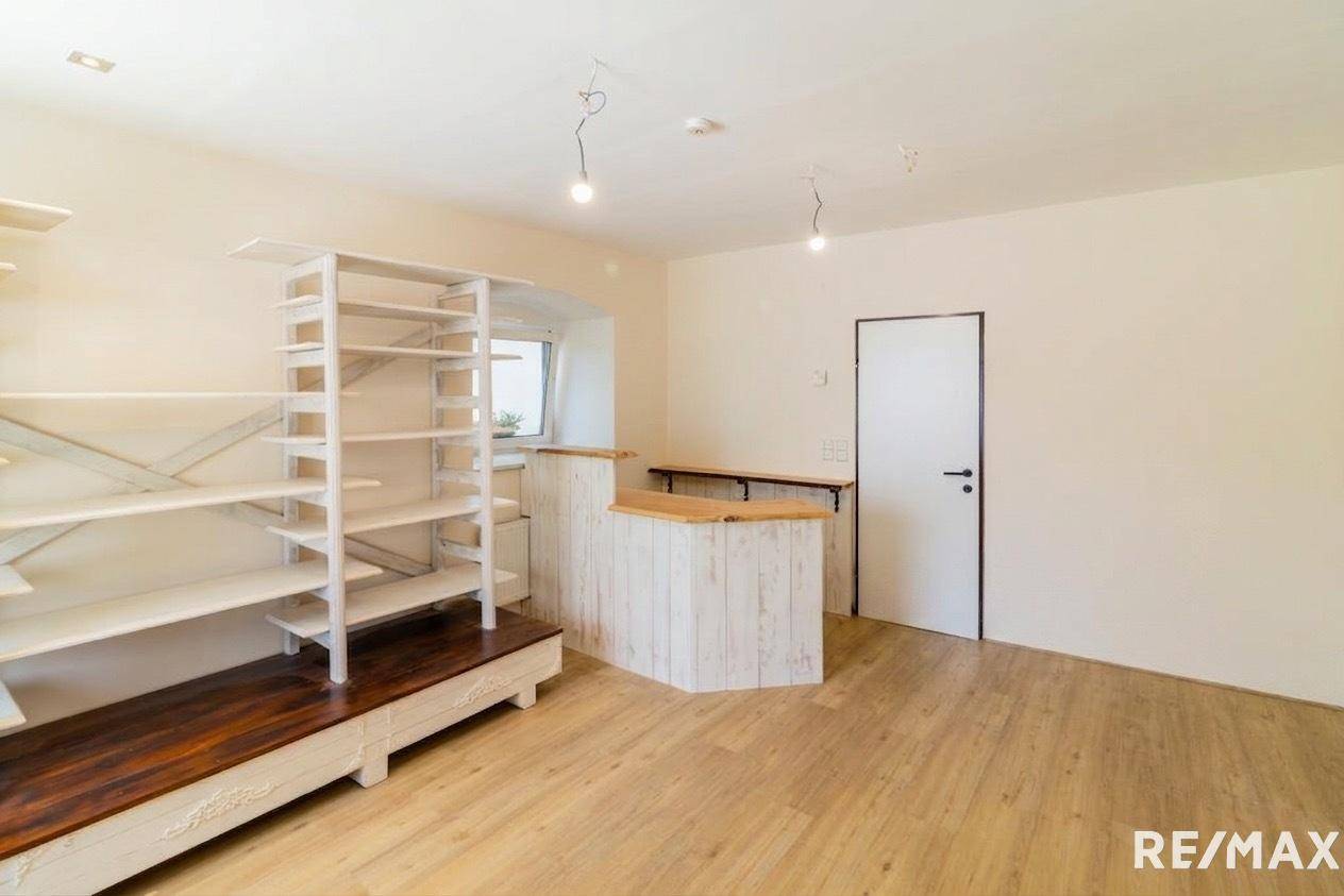 Mitten im Zentrum – Ihre neue Gewerbefläche am Stadtplatz in Pregarten!