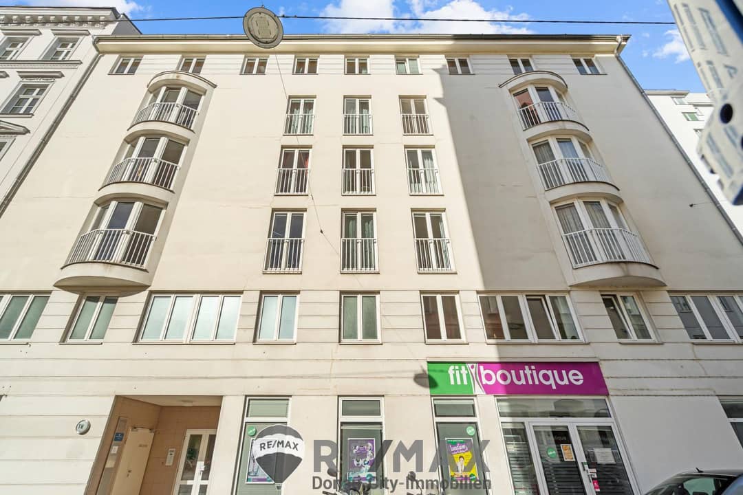 Tiefgaragenstellplatz mit Hebebühne in Belvedergasse 18, 1040 Wien