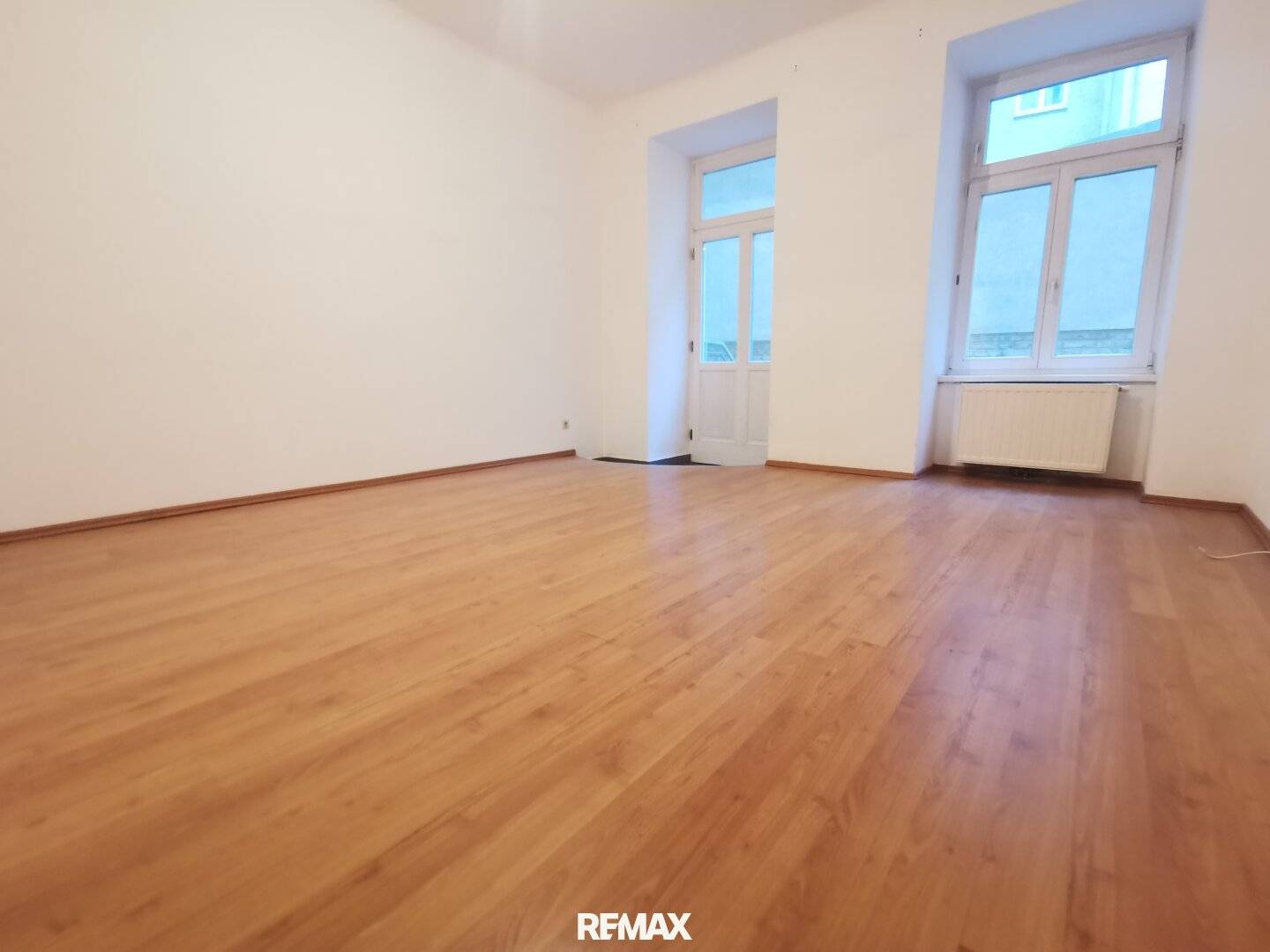 Erdgeschosswohnung mit Terrasse ruhige Lage