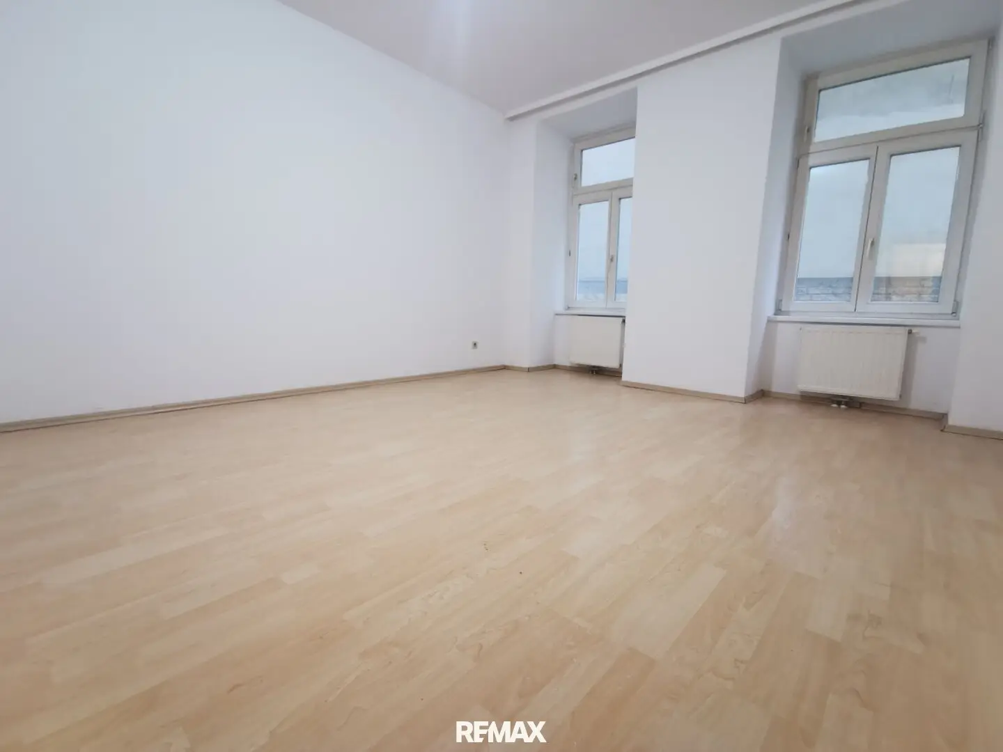 Erdgeschosswohnung mit Terrasse ruhige Lage