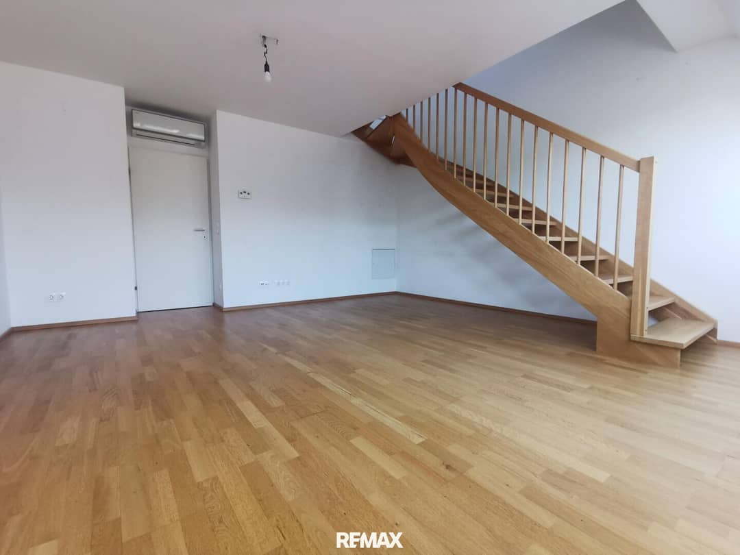 Dachgeschosswohnung Altbau Charme Donaukanal U4