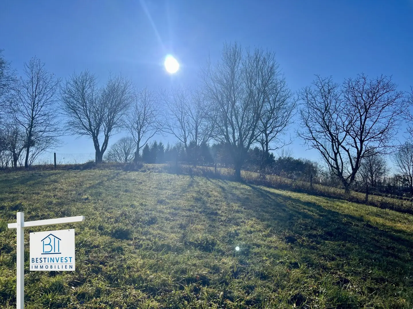 Sunny building plot with distant view in southern Burgenland