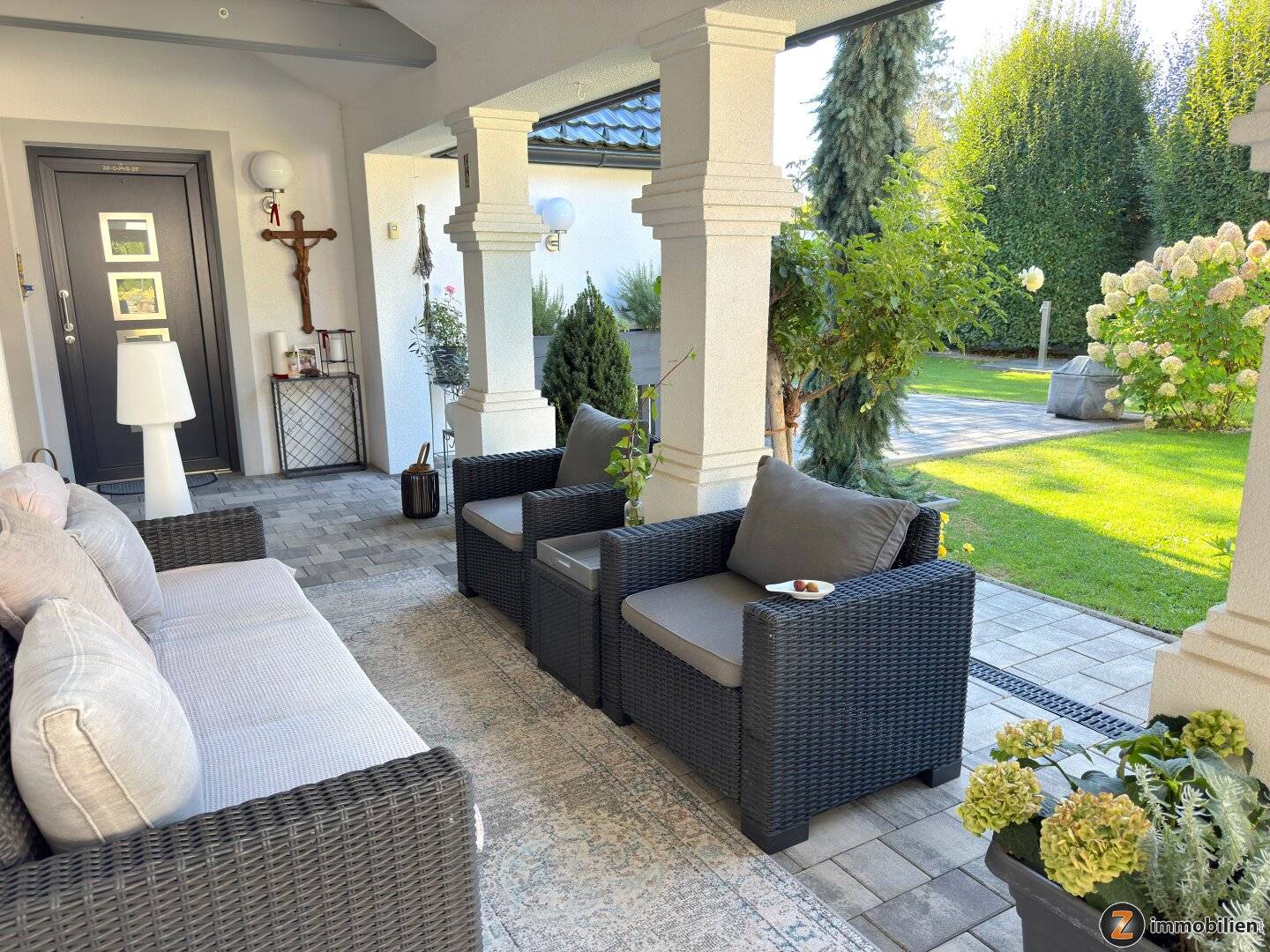 Modernes Haus in Stegersbach mit zwei barrierefreien Wohneinheiten