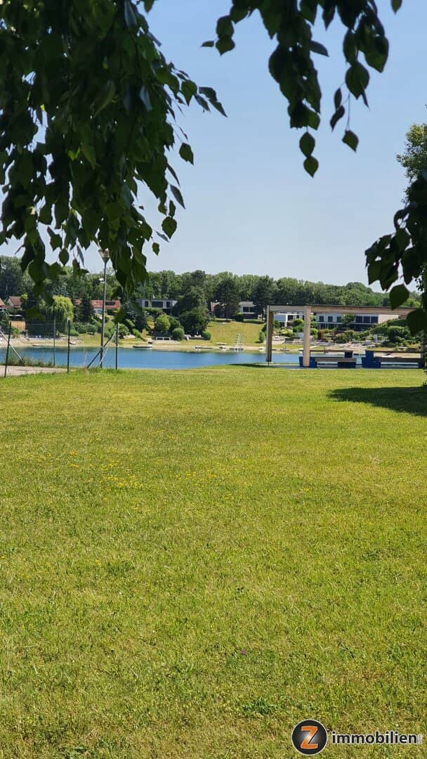 2 Doppelhaushälften auf Pachtgrund am privaten Neudörfler Badesee