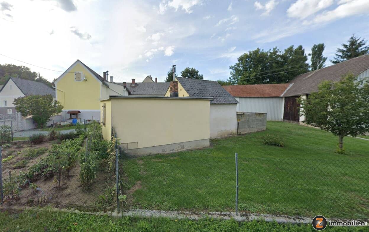 Bauernhaus in Burg, Burgenland mit Garten, großem Stadl und Stall