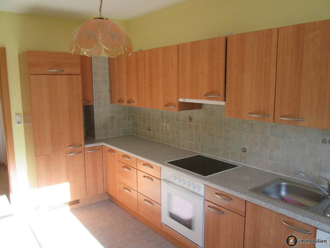 Ground floor apartment with sunny balcony