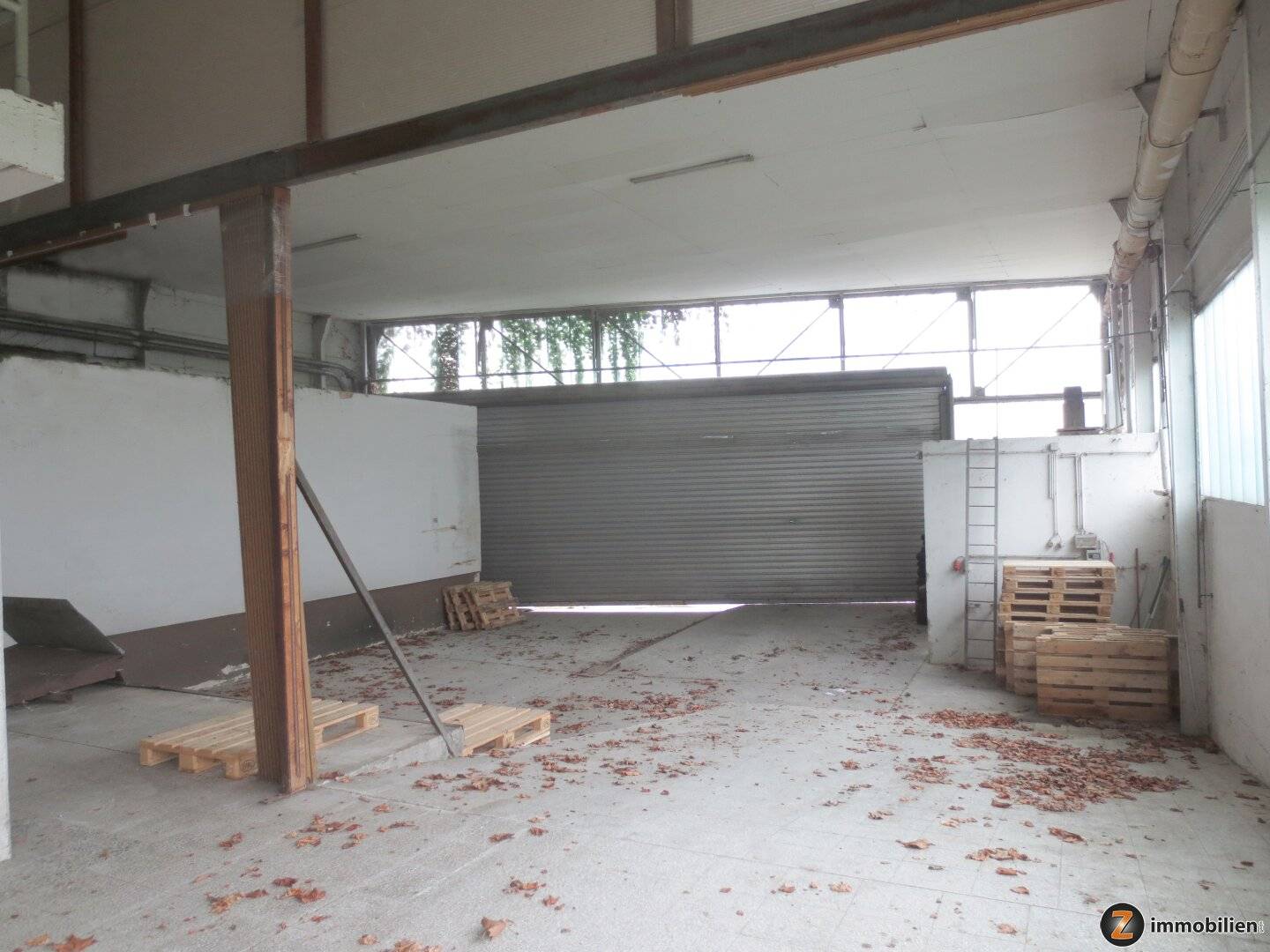Lagerhalle nahe der S31 in Steinberg-Dörfl mit 1.000 m² Lagerfläche
