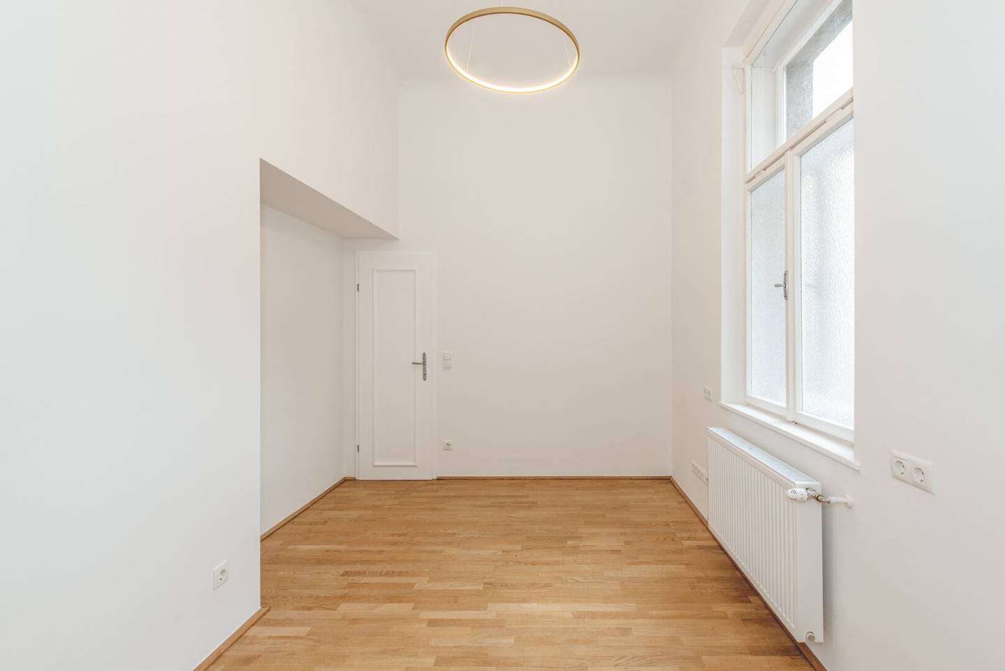No commission All In Office Room at Brahmsplatz as Sublease?"