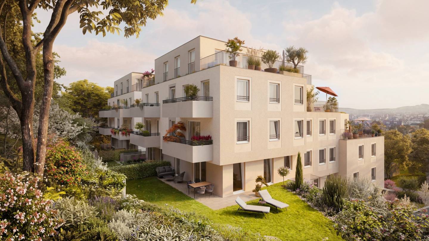 Unique penthouse maisonette with 5 rooms and grand roof terrace for sale