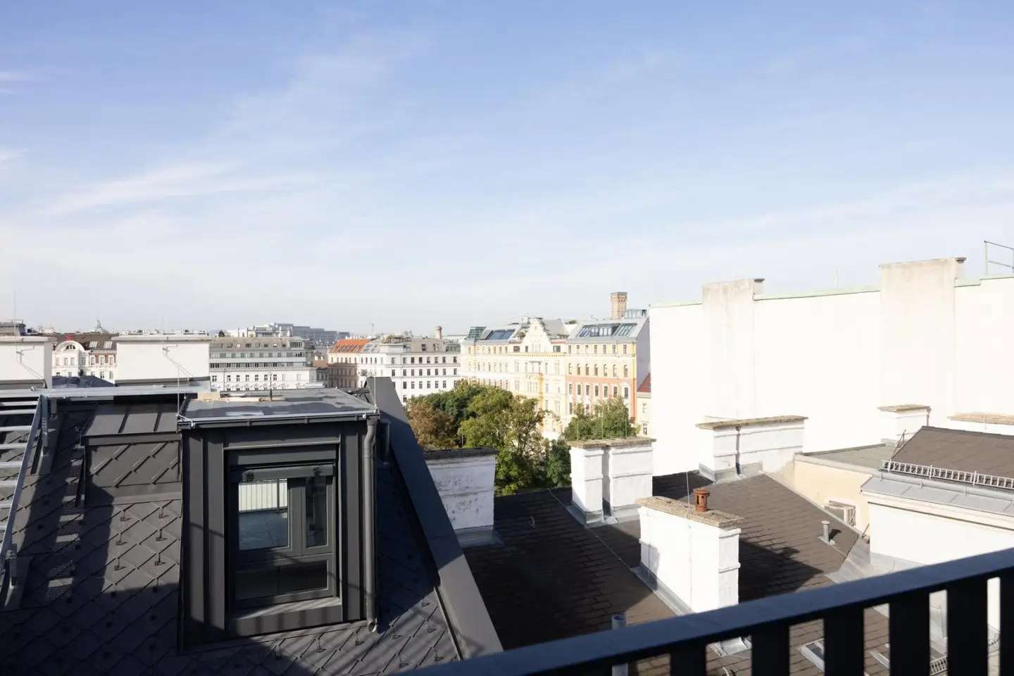Maisonette near Rochusmarkt two terraces