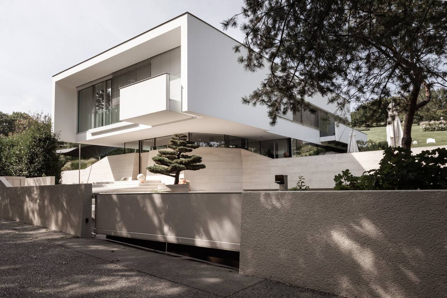 Exclusive design villa in the best location of Klosterneuburg