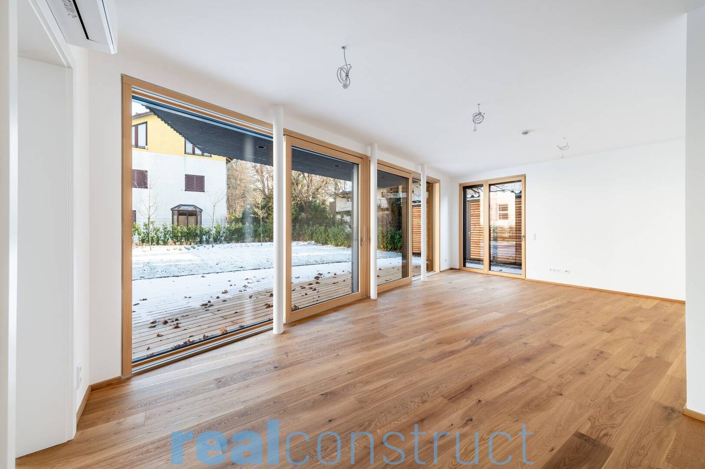 Exklusiver 4-Zimmer-Gartentraum in luxuriösem Neubau in HOLZBAUWEISE