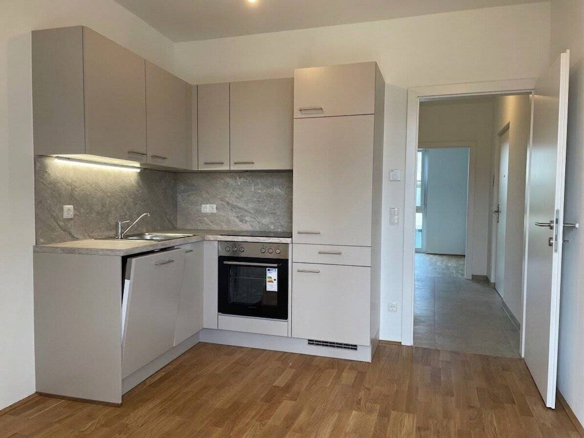 New build apartment for first occupancy with balcony