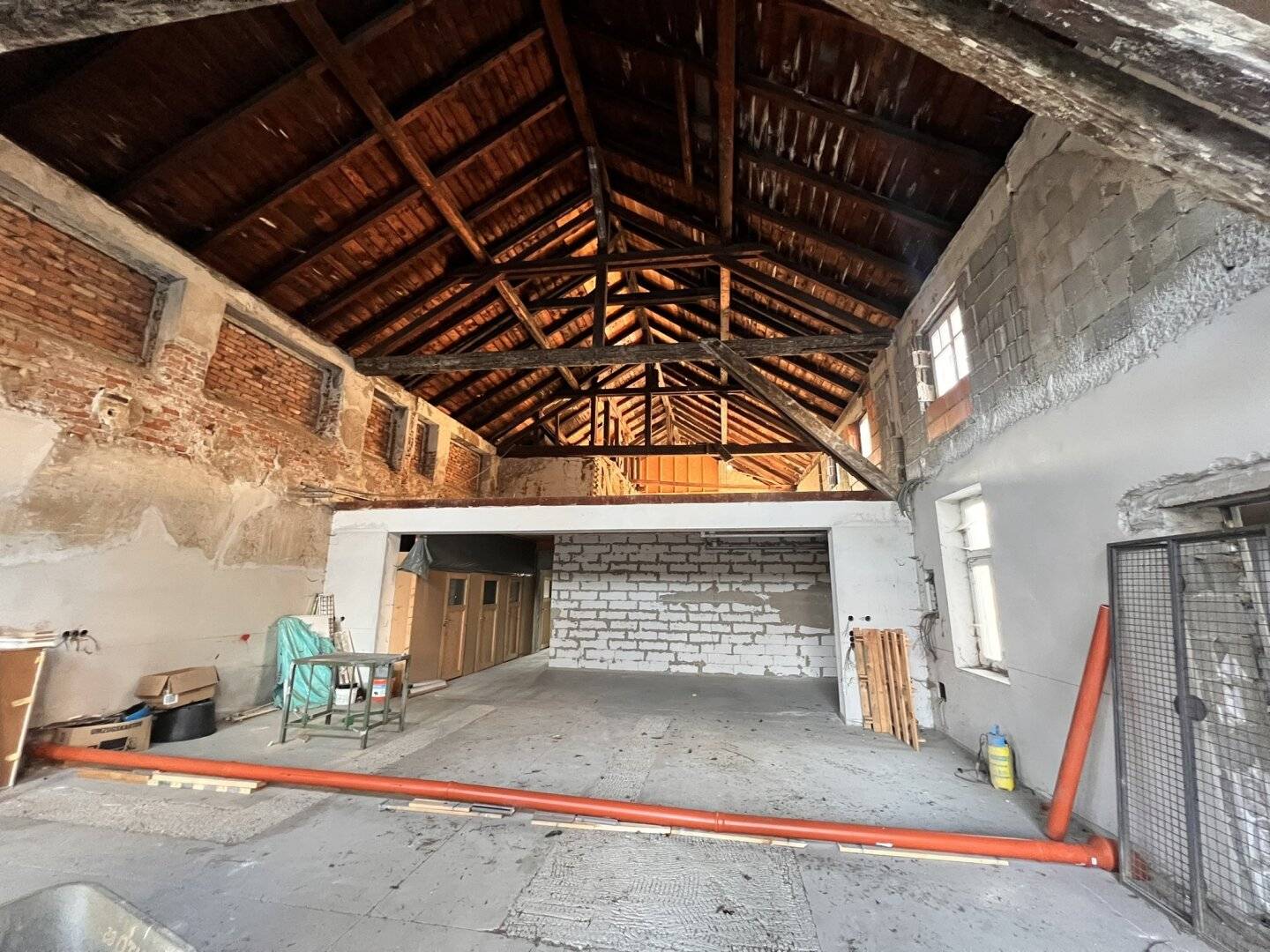 Wohnung Rohbauzustand nahe Schloß Gabelhofen