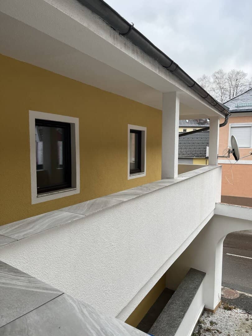 Investment property / vacant rental house