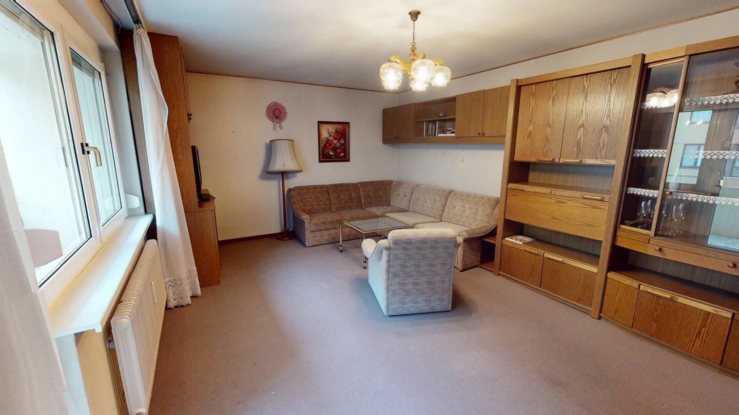 Wohnung mit Loggia Stellplatz nahe Troststraße