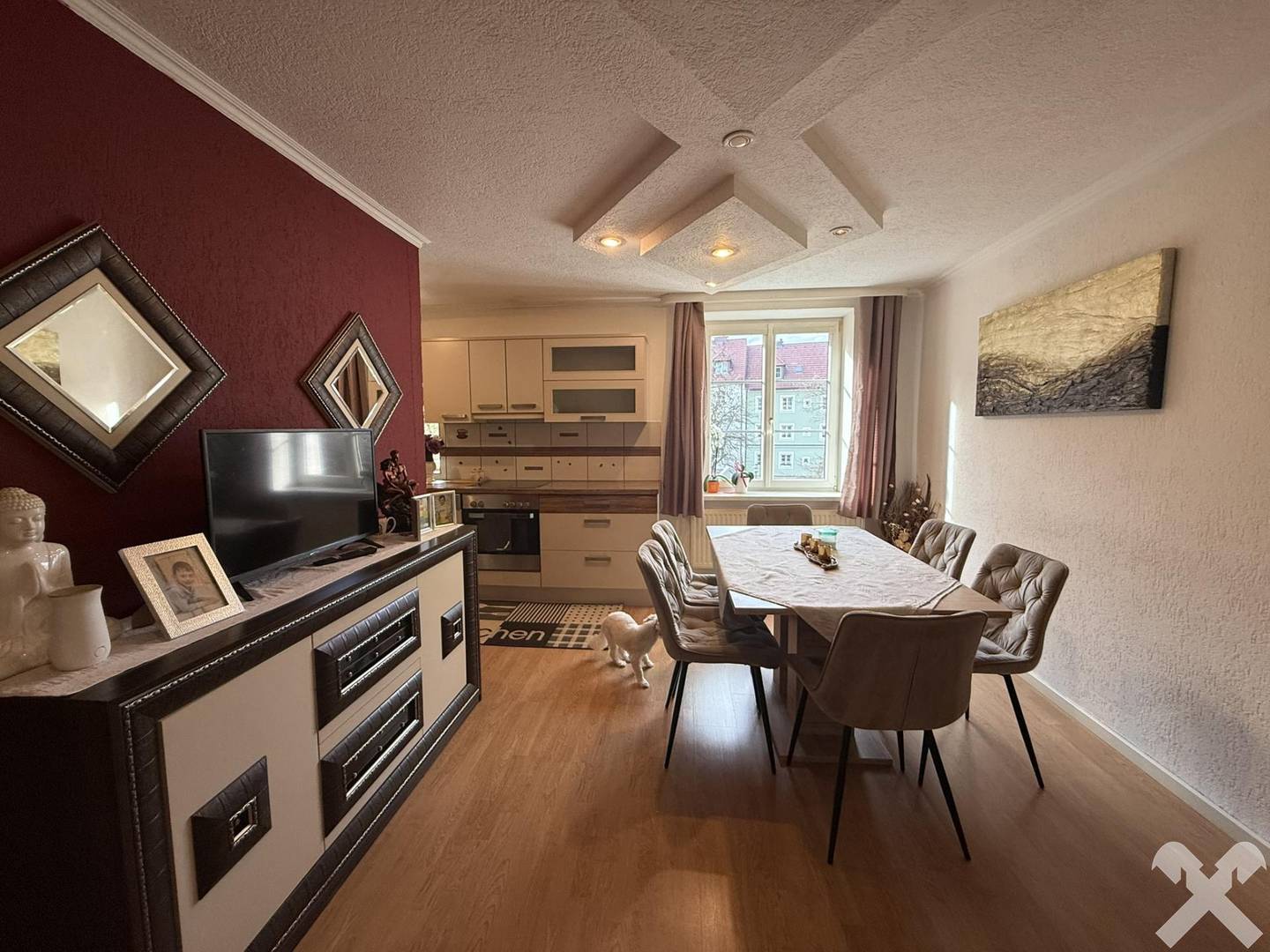 Apartment central location with furnishings