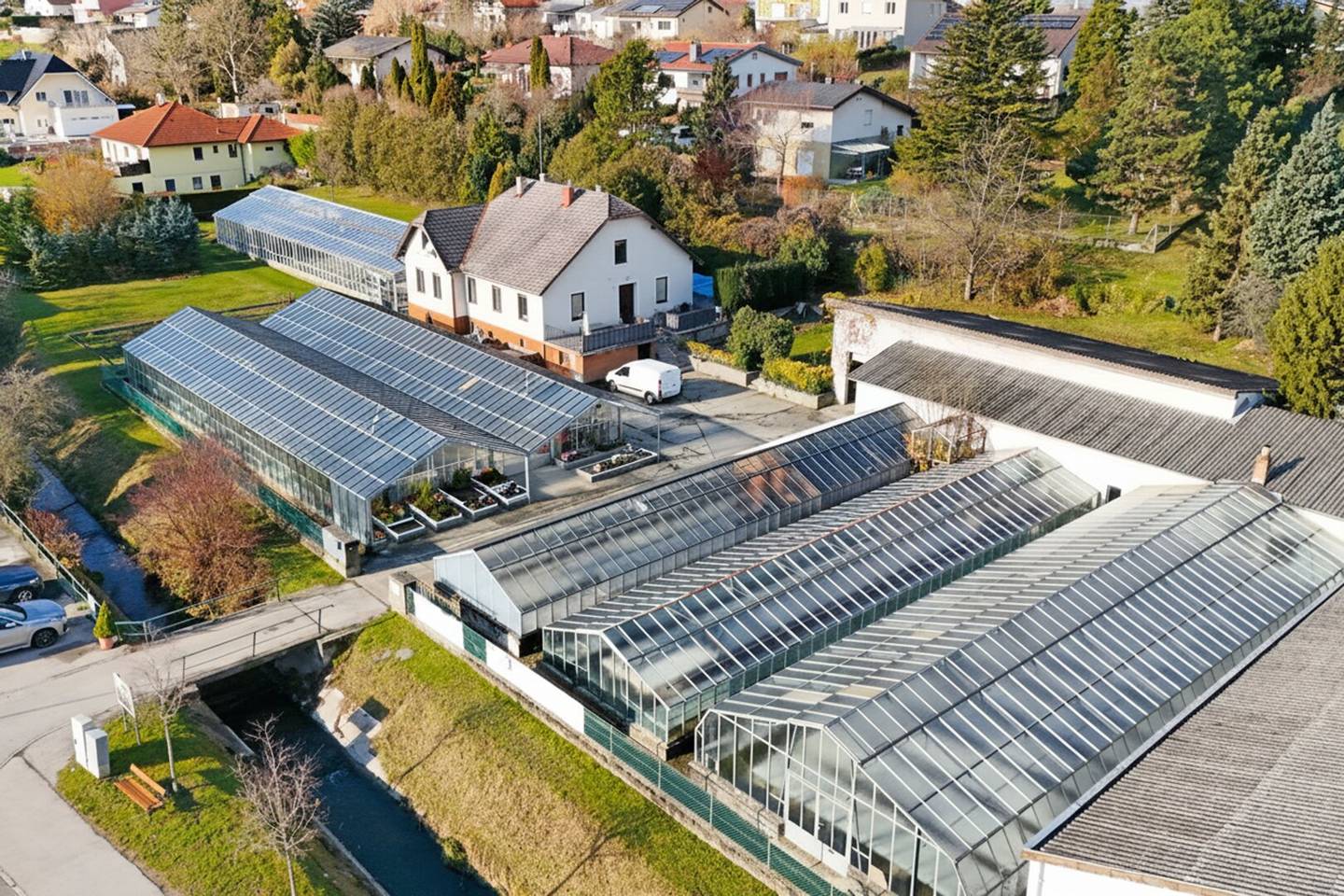 Gärtnerei nahe Tulln & Wien: Betriebsimmobilie mit Glashäusern und Wohnhaus - Umwidmung möglich