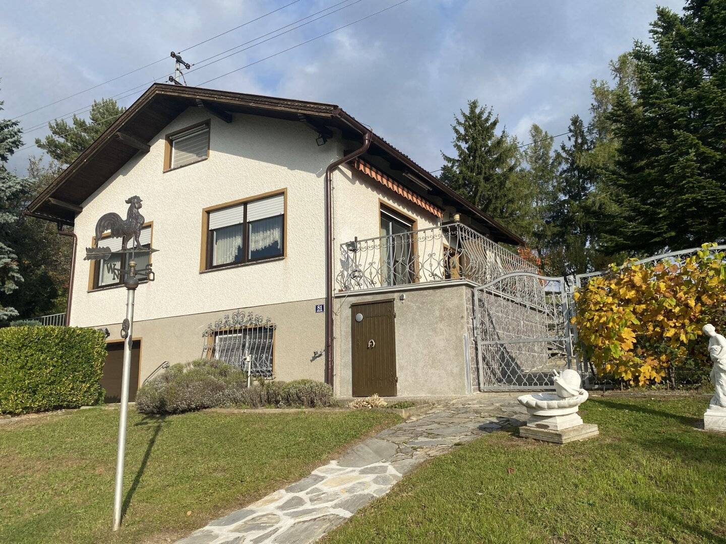 Well-kept rental house in a quiet scenic location