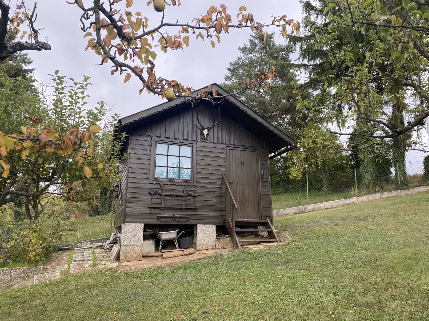 Well-kept rental house in a quiet scenic location