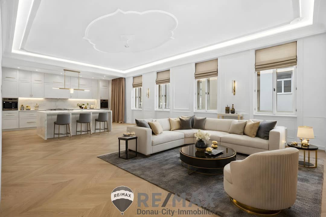 City center apartment with balcony first occupancy
