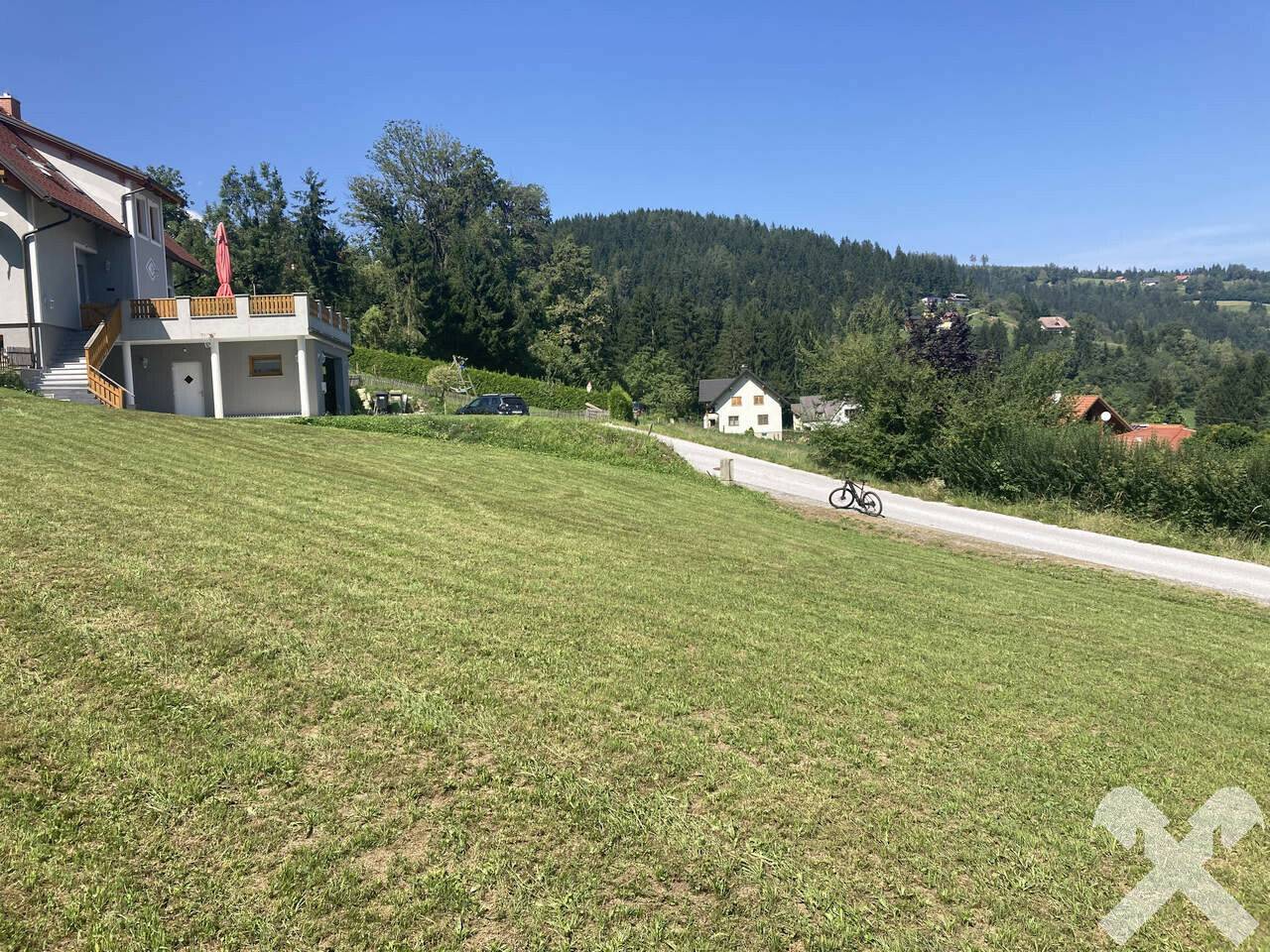 Aussicht & Sonne: Baugrundstück in Maria Lankowitz mit Panoramablick