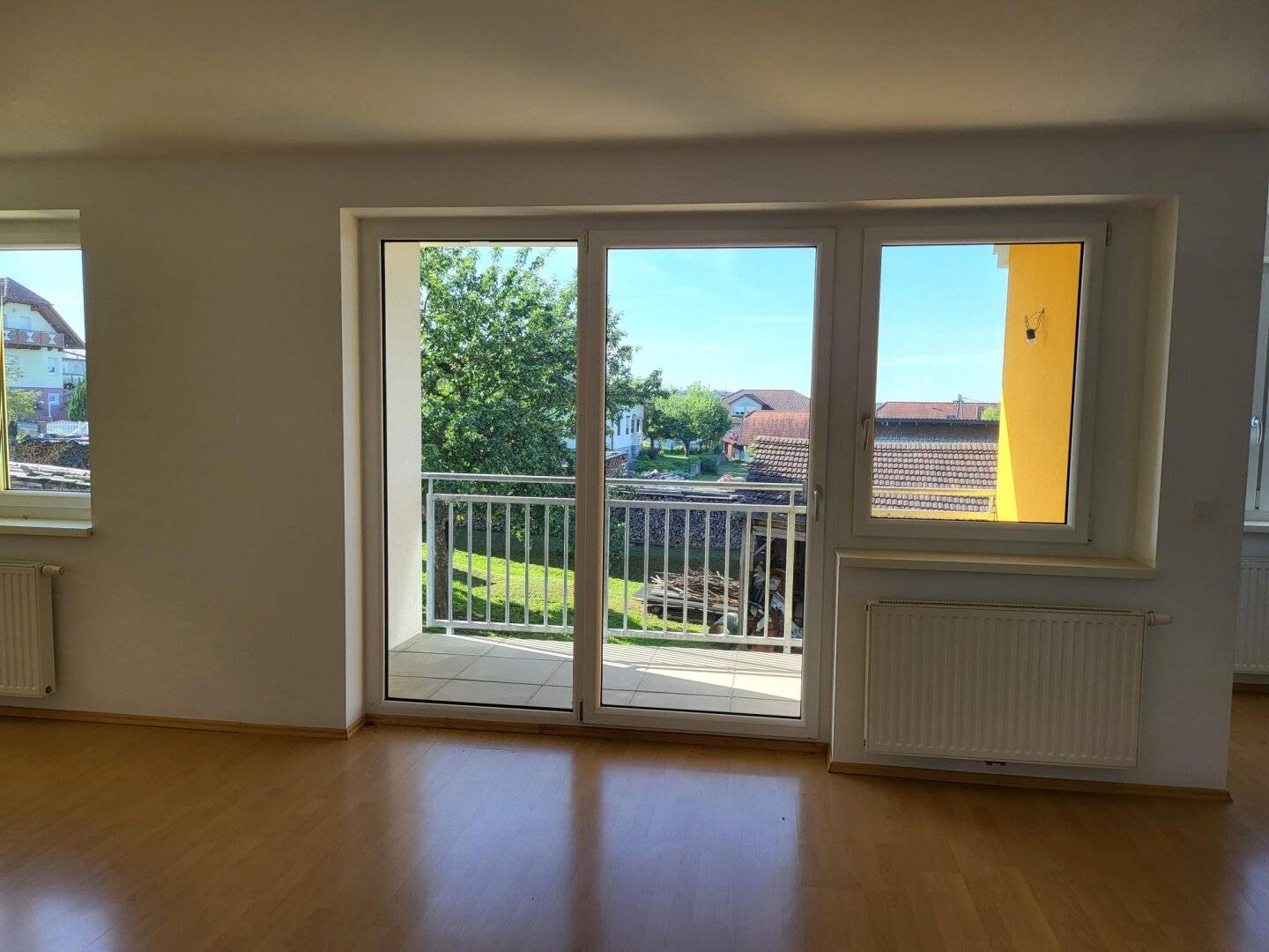 Apartment with loggia near supermarket