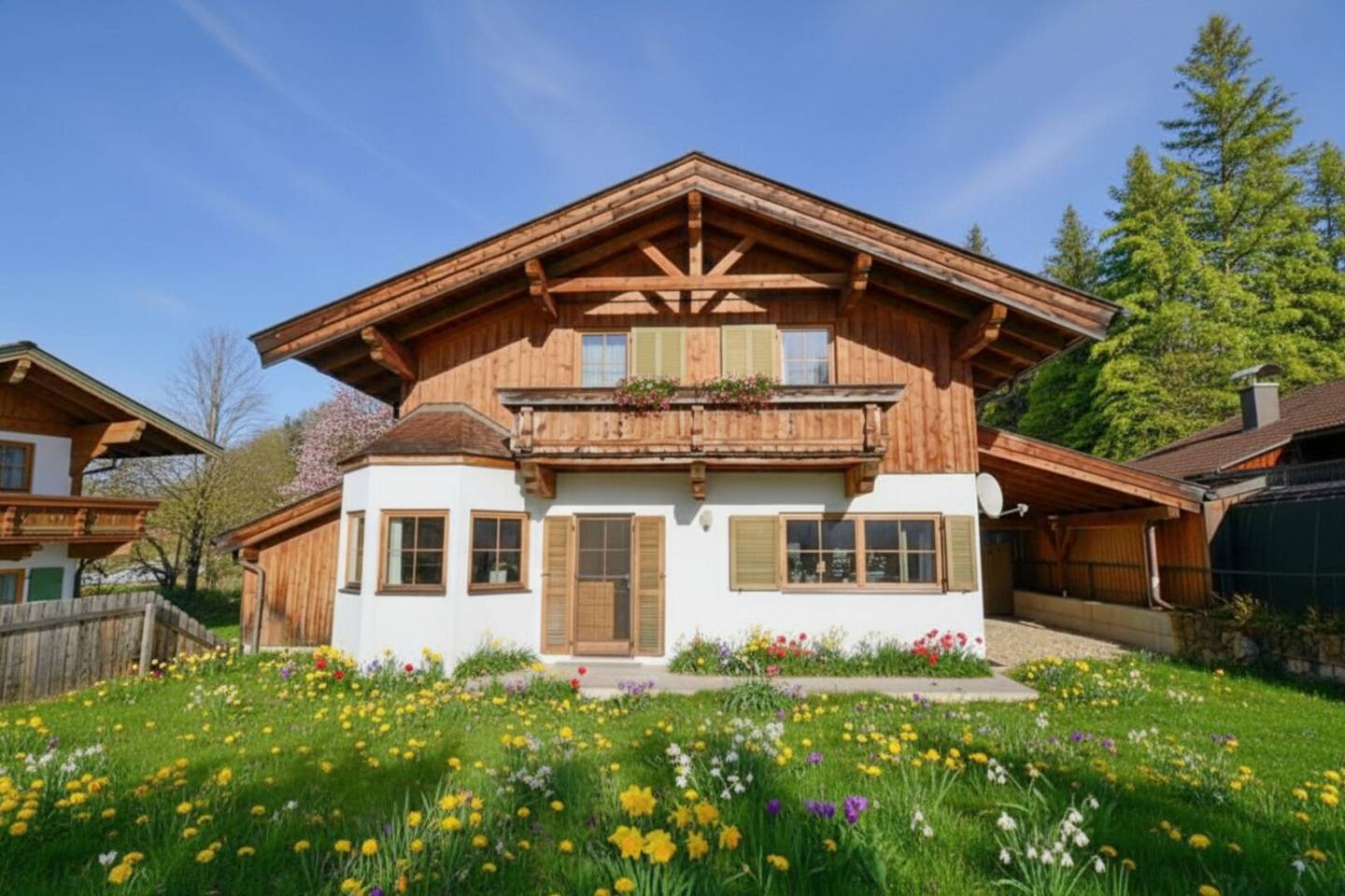 Tiroler Holzhaus mit Panoramablick in St. Ulrich am Pillersee
