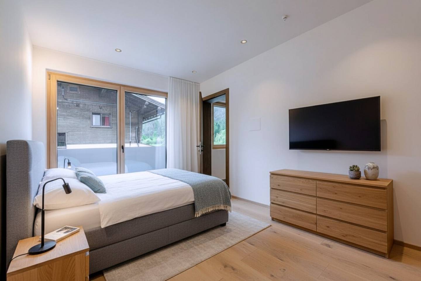 Neubau Erstbezug Wohnung mit Terrasse zentral