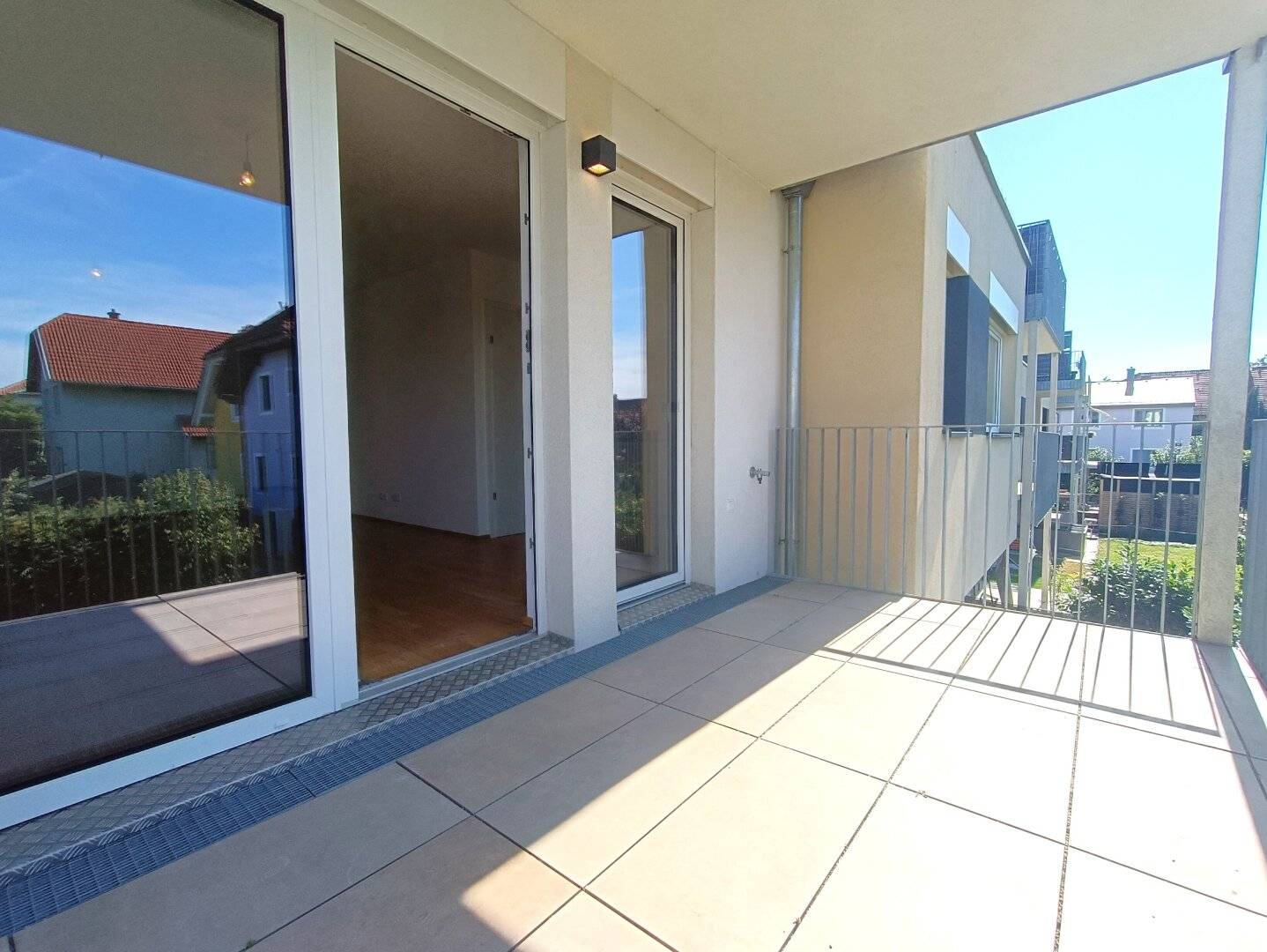 Wohnung Neubau 2018 in Siedlung Rustenfeld mit Balkon und Lift
