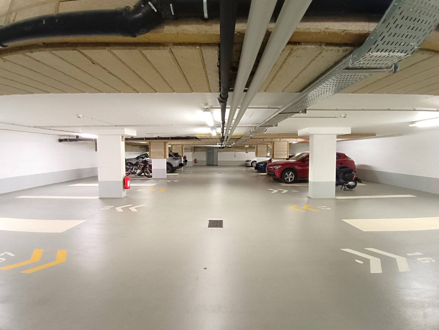 Tiefgaragenstellplatz in Wien 1100, unbefristet, ca. 12,5 m²