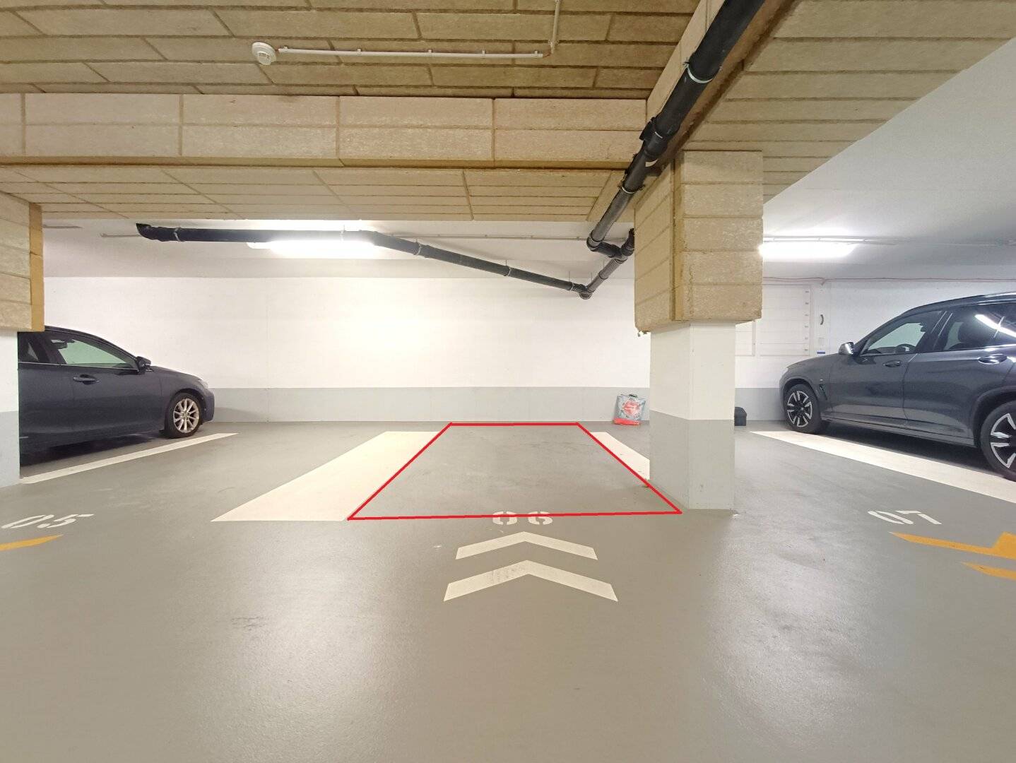Tiefgaragenstellplatz in Wien 1100, unbefristet, ca. 12,5 m²