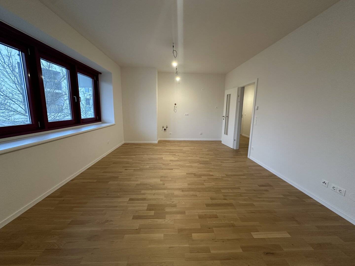 Helle Wohnung mit Glasfaser und Fußbodenheizung