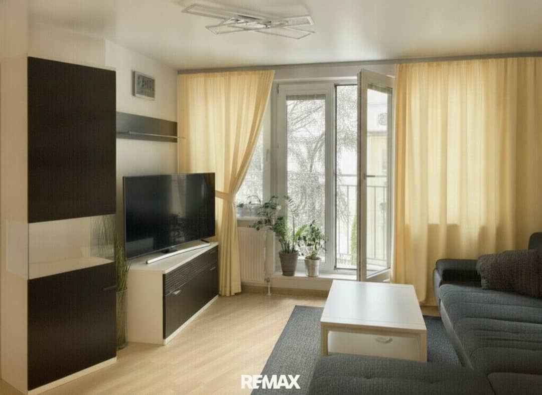 Wohnung mit zwei Loggien in ruhiger Lage
