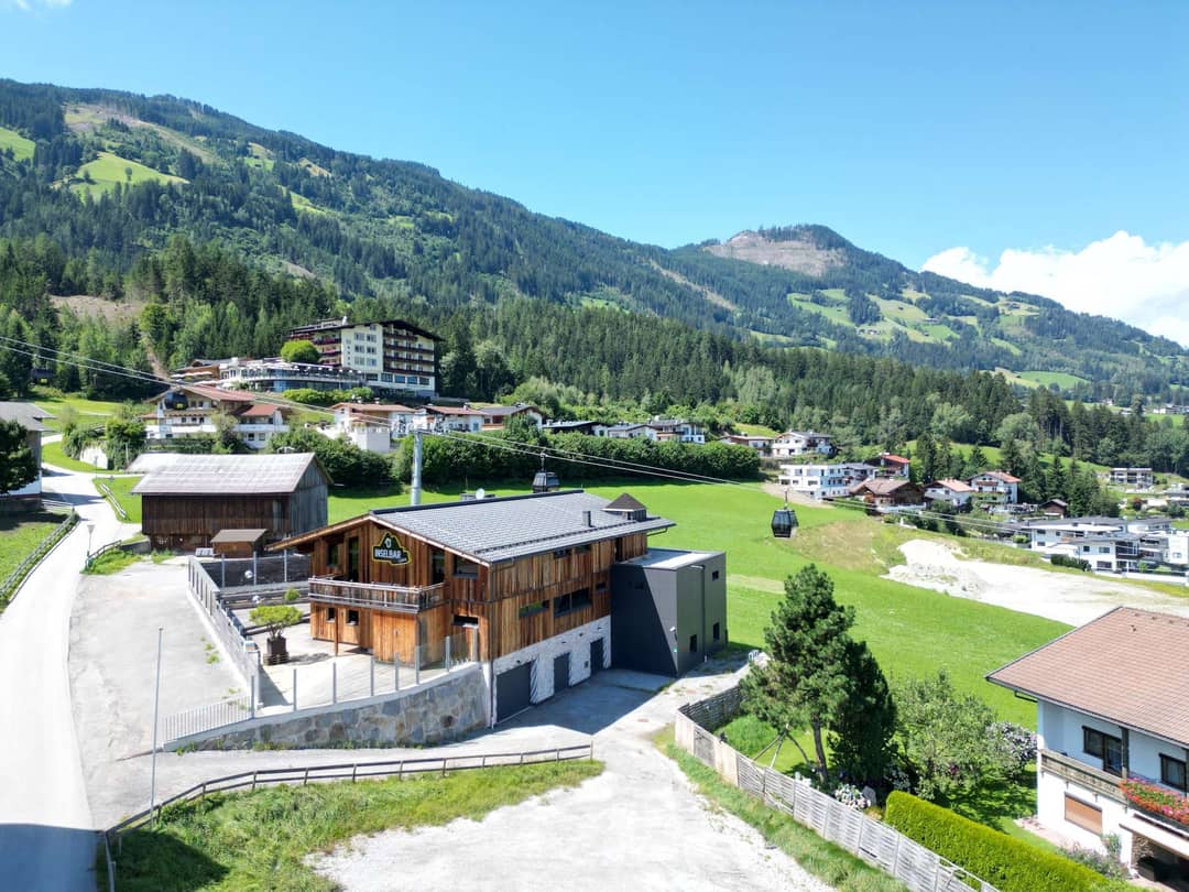 High-End Apres-Ski Lokal in Ski-In Ski-Out in Fügenberg Gastronomie