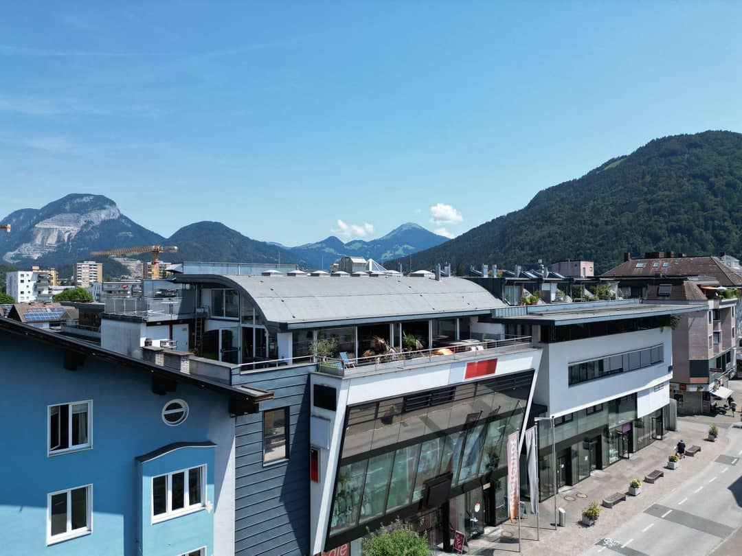 Skybar/Skyrestaurant mit 100 m² Dachterrasse in Toplage von Wörgl