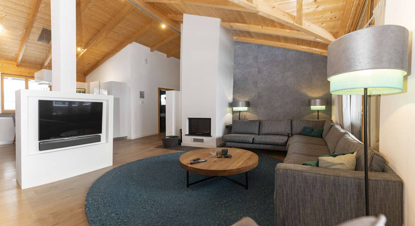 Penthouse with sauna and west terrace near ski lift